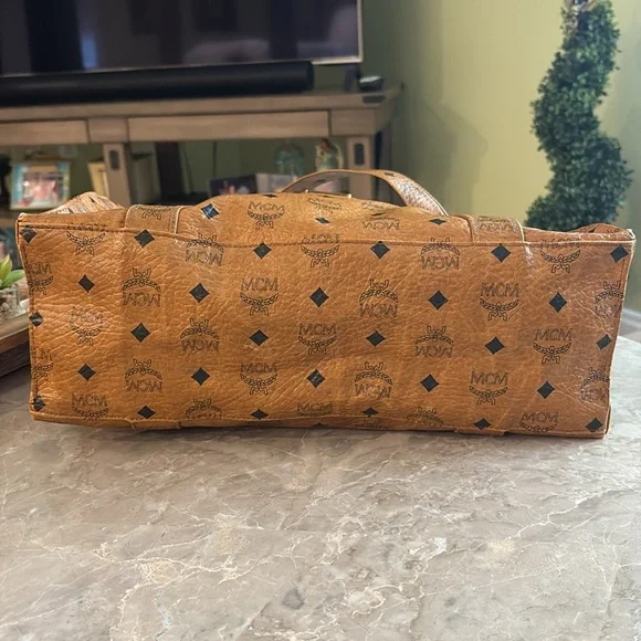 MCM Brown Monogram Tote Bag - Picture 4 of 16